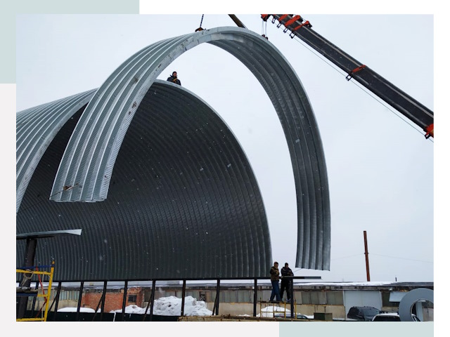 Полукруглые ангары в Когалыме